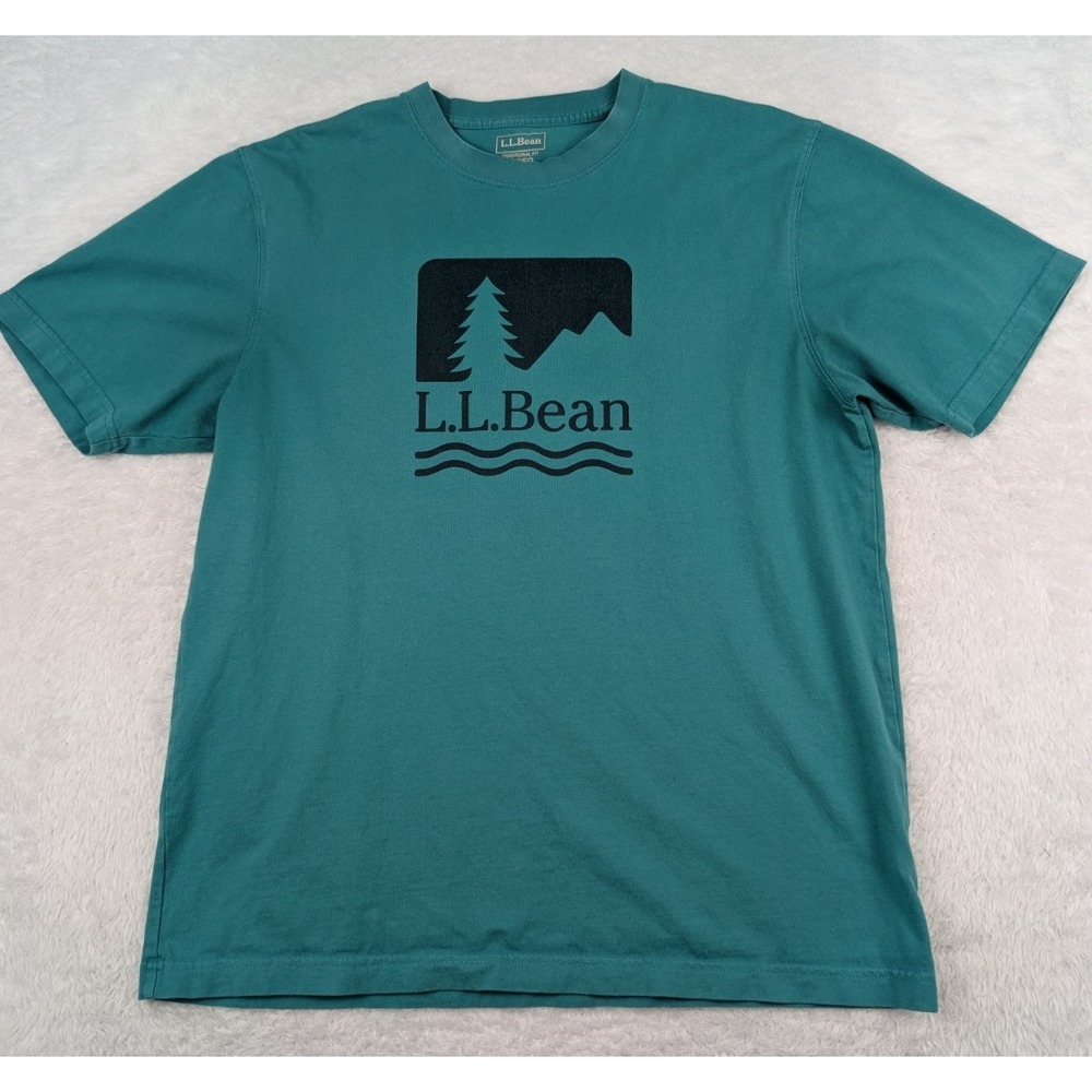 LL Bean T Shirt Men's M Mountain Logo Graphic Green Traditional Fit Casual